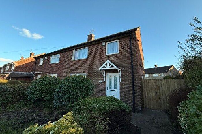 3 Bedroom Property To Rent In Edgecote Way, Nottingham, NG5