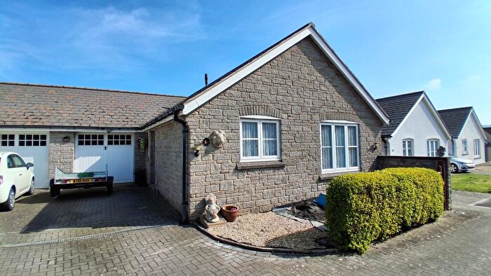 3 Bedroom Detached Bungalow For Sale In Myrtle Tree Crescent, Kewstoke, BS22