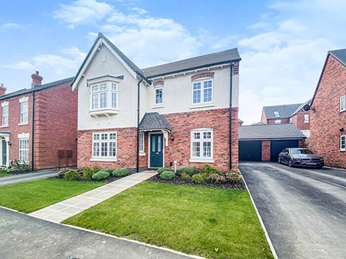 4 Bedroom House To Rent In Woodward Drive, Market Harborough, Leicestershire, LE16