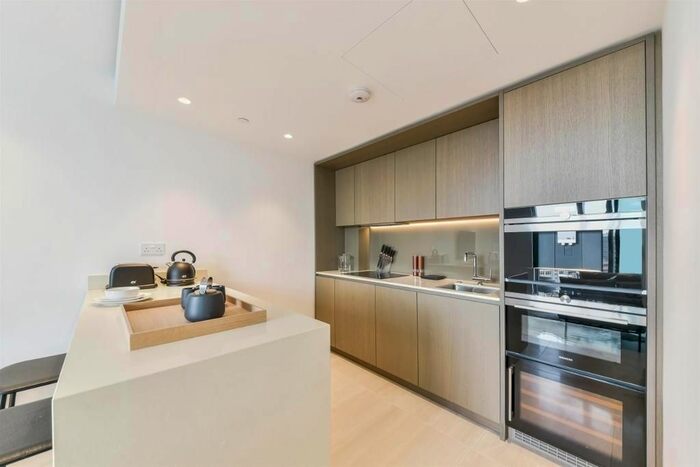 Studio To Rent In One Blackfrairs, Blackfrairs Road, Southwark, London, SE1