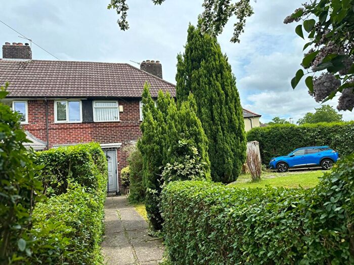 3 Bedroom End Of Terrace House To Rent In Broadoak Road, Manchester, M22