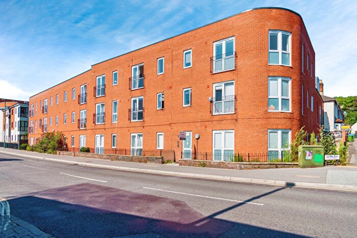 2 Bedroom Property To Rent In Bevois Valley Road, Southampton, SO14