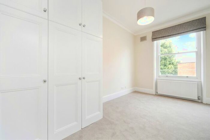 1 Bedroom Flat To Rent In Elm Park Chambers, Fulham Road, SW10