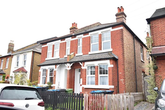 2 Bedroom Maisonette To Rent In Bond Road, Surbiton, KT6