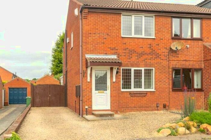 2 Bedroom Semi-Detached House To Rent In Cranewells Drive, Leeds, West Yorkshire, LS15