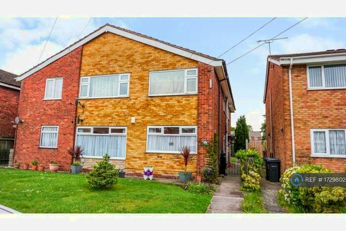 2 Bedroom Maisonette To Rent In Levante Gardens, Birmingham, B33