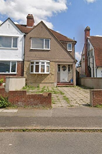 Studio To Rent In Haddington Road, Bromley, BR1