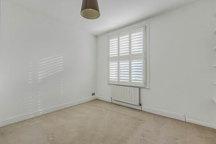 2 Bedroom Flat To Rent In St. Olaf's Road, London, SW6