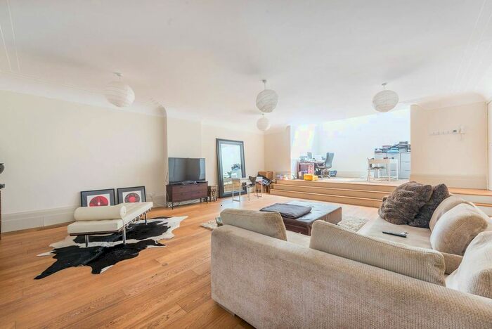 4 Bedroom Semi-Detached House To Rent In Upper Mall, Chiswick Mall, London, W6