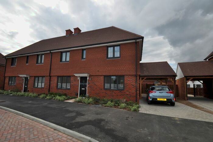 3 Bedroom Semi-Detached House To Rent In Honeysuckle Avenue, Ashford, Kent TN24