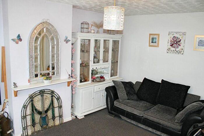 2 Bedroom Semi-Detached House For Sale In Paraker Way, Hythe, CT21