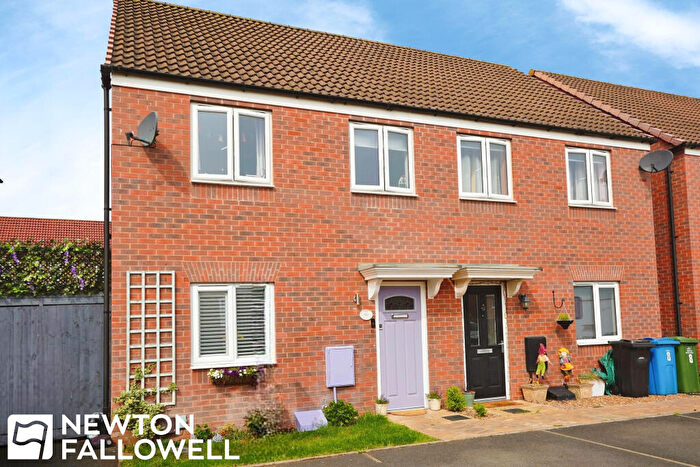 3 Bedroom Semi-Detached House For Sale In Black Hereford Way, Retford, DN22