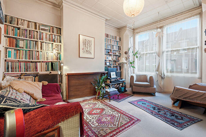 1 Bedroom Property For Sale In St. John's Road, London, N15
