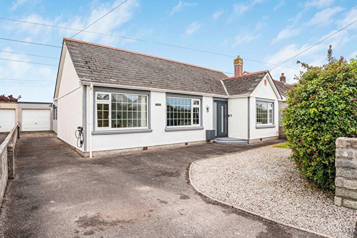 3 Bedroom Detached Bungalow For Sale In Richards Lane, Paynters Lane, TR16