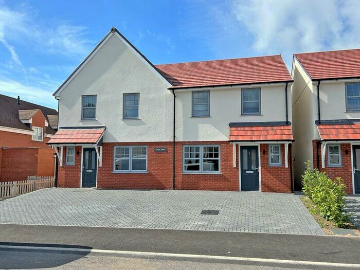 3 Bedroom Semi-Detached House To Rent In Clinton Terrace, Budleigh Salterton, EX9