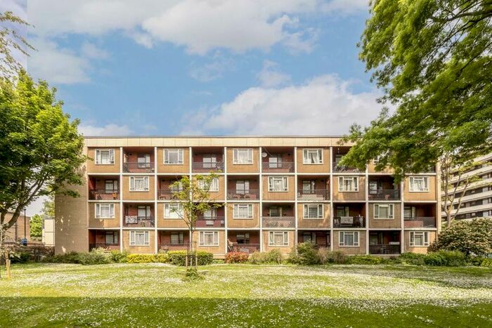 1 Bedroom Flat To Rent In Priory Green Estate, London, N1