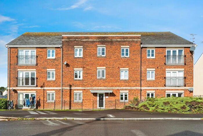 2 Bedroom Flat For Sale In Clayton Drive, Pontarddulais, Swansea, SA4