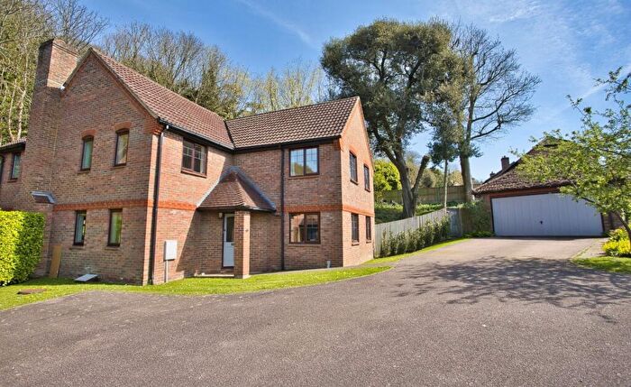 4 Bedroom Detached House For Sale In Monastery Avenue, Dover, Kent, CT16