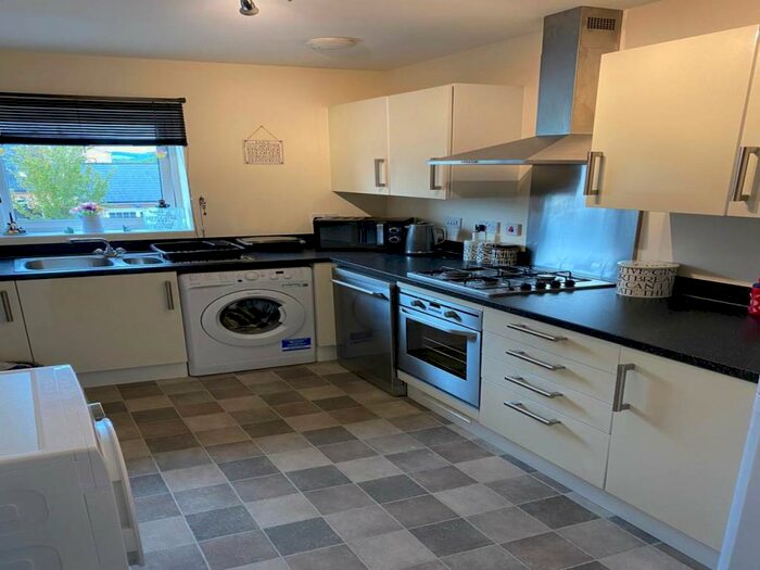 2 Bedroom Coach House To Rent In Wren Gardens, Portishead, North Somerset, BS20