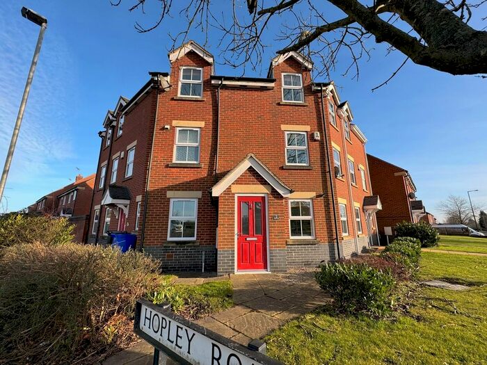 3 Bedroom Town House For Sale In Hopley Road, Anslow, Burton-On-Trent, DE13