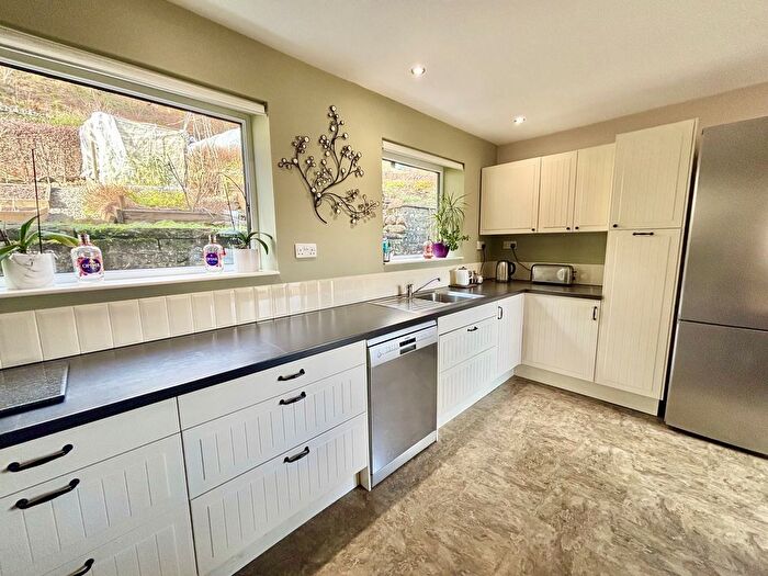 4 Bedroom Detached House For Sale In Gellyfowy Road, Pontardawe, Swansea., SA8