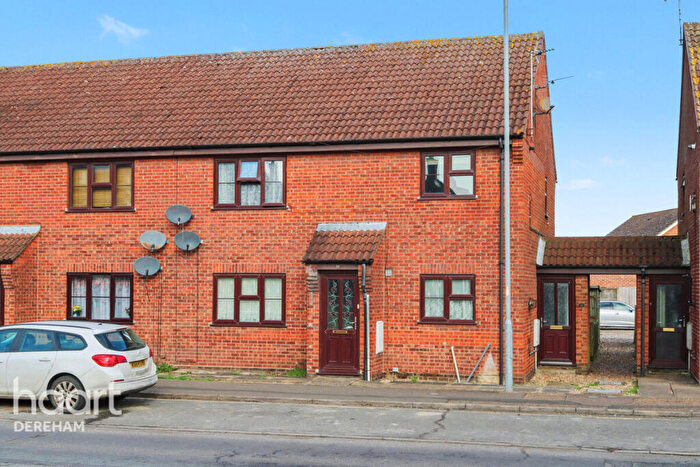2 Bedroom Flat For Sale In South Green, Dereham, NR19