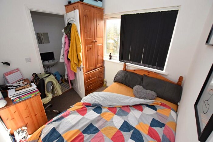 1 Bedroom Semi-Detached House To Rent In Friars Avenue, Far Cotton, Northampton, NN4