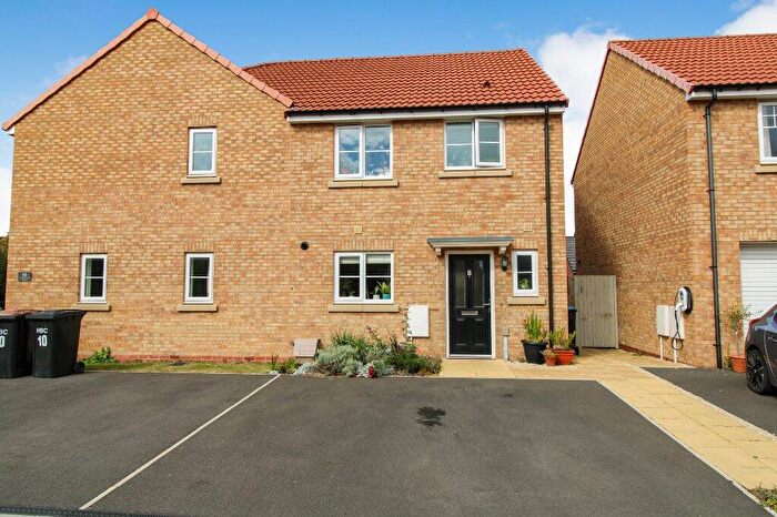 3 Bedroom Semi-Detached House For Sale In Gatekeeper Close, Knaresborough, North Yorkshire, HG5