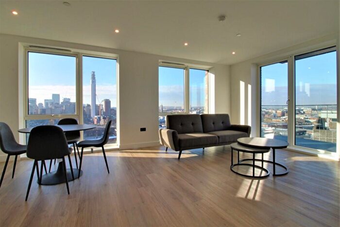 2 Bedroom Apartment To Rent In The Regent, Snow Hill Wharf, Birmingham, B4