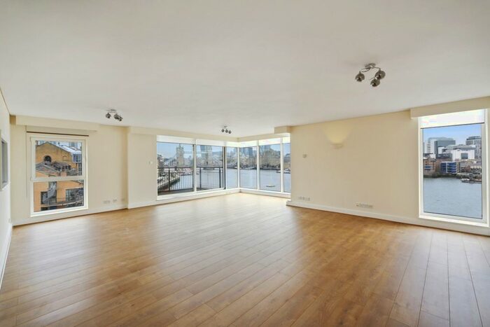 2 Bedroom Flat To Rent In Providence Square, London, SE1