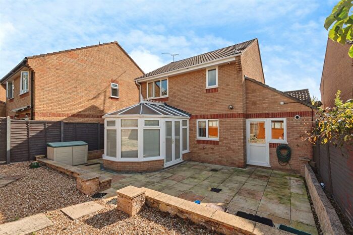 3 Bedroom Detached House For Sale In Torridge Mead, Taunton, TA1