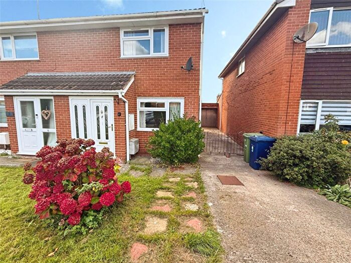 3 Bedroom Semi Detached House For Sale In Springfield, Tewkesbury, Gloucestershire, GL20