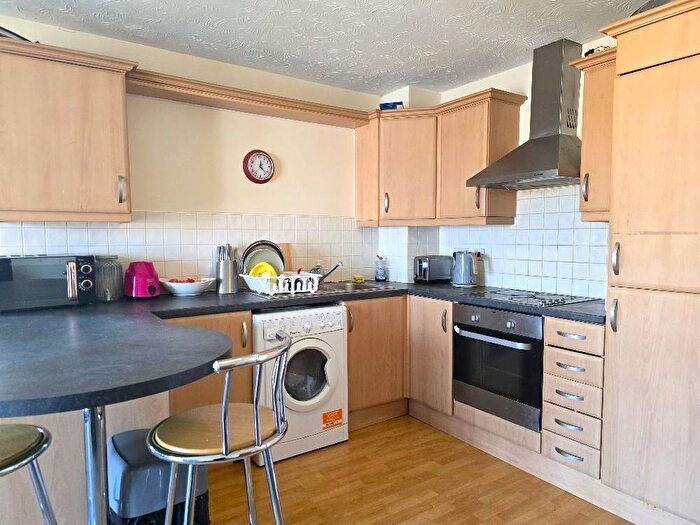 2 Bedroom Flat To Rent In Broad Lane, Lower Eastern Green, CV5