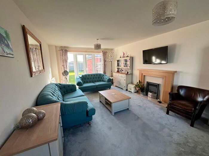 5 Bedroom Detached House To Rent In Lee Drive, Houlton, Rugby, Warwickshire, CV23
