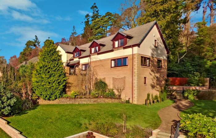 5 Bedroom Detached House For Sale In Broomfield Gardens, Shandon, Argyll And Bute, G84
