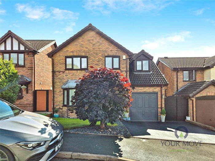 4 Bedroom Detached House For Sale In High View, Mow Cop, Stoke-on-Trent, Cheshire, ST7