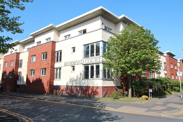 3 Bedroom Apartment To Rent In North George Street, Salford, Greater Manchester, M3