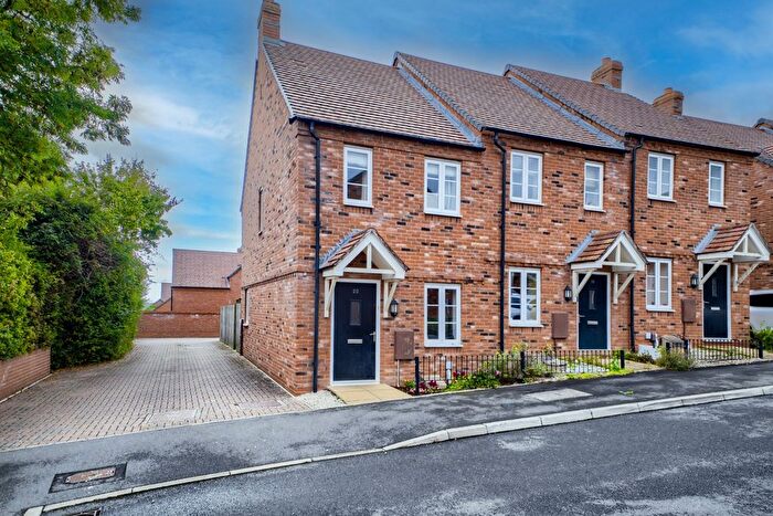 2 Bedroom End Terrace House For Sale In Saturn Way, Stratford-Upon-Avon, CV37