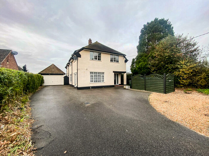 4 Bedroom Detached House To Rent In Louth Road, Wragby, LN8