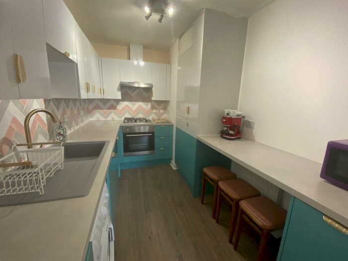 2 Bedroom Apartment To Rent In Church Road, Bristol, BS5