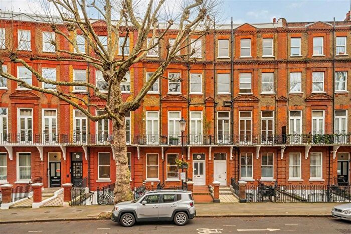 2 Bedroom Flat For Sale In Philbeach Gardens, Earls Court, SW5