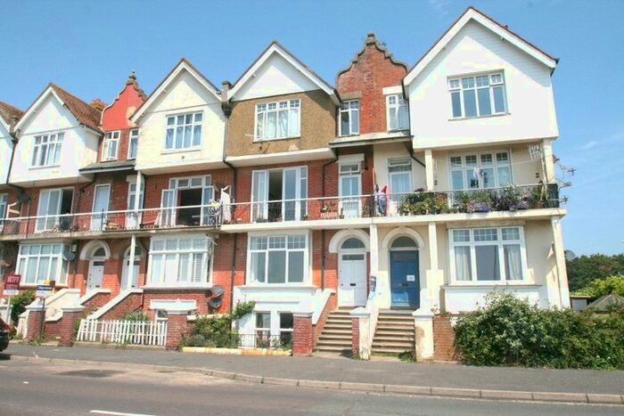 1 Bedroom Flat To Rent In South Terrace, Littlehampton, West Sussex BN17