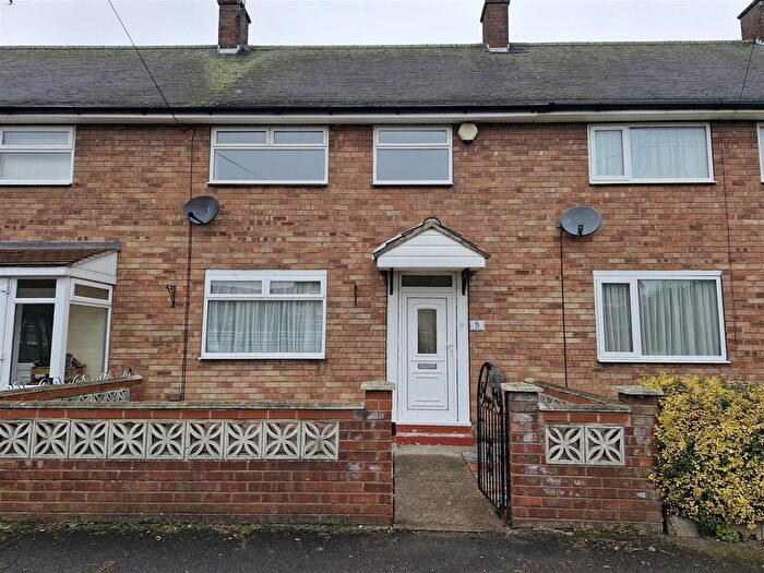 2 Bedroom Terraced House To Rent In Ossett Close, Hull, HU8
