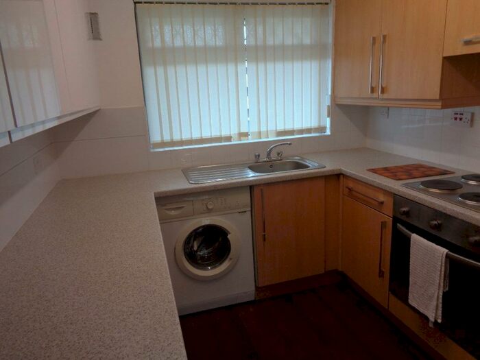 1 Bedroom Flat To Rent In Chirnside Place, Hillington, Glasgow, G52