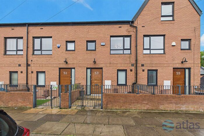 3 Bedroom Terraced House For Sale In Quarry Street, Woolton, L25