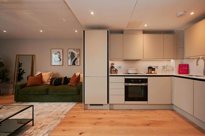 1 Bedroom Apartment To Rent In Flat, Baker Street, London, NW1