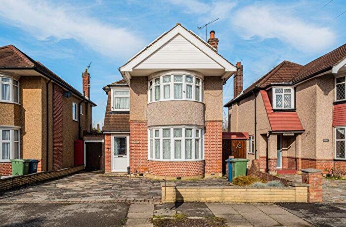 3 Bedroom Detached House To Rent In Chester Drive, Harrow, HA2