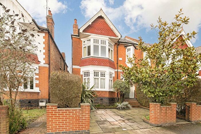 6 Bedroom Property For Sale In Boileau Road, Ealing, W5