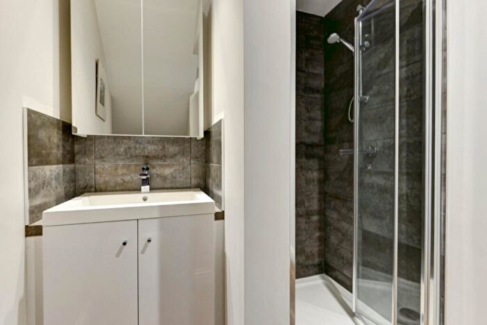 1 Bedroom Flat To Rent In Church Walk, Worthing, BN11