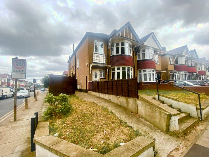 1 Bedroom Property To Rent In Imperial Drive, HA2